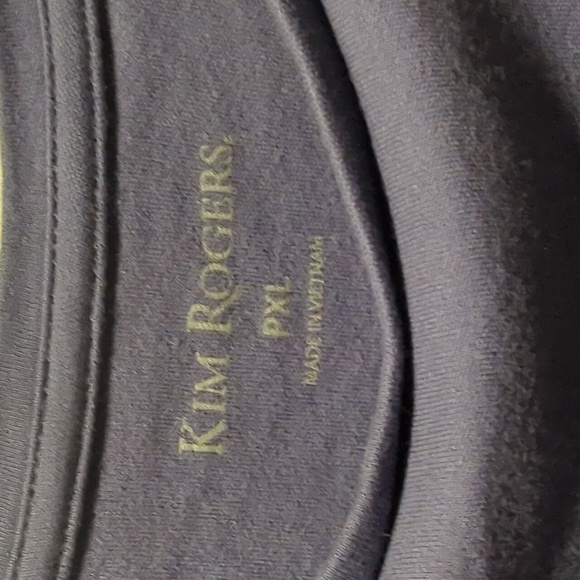 Kim Rogers flared sleeve shirt. - Picture 4 of 4